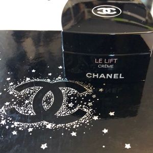 UNUSED NEW Chanel  Le lift creme
